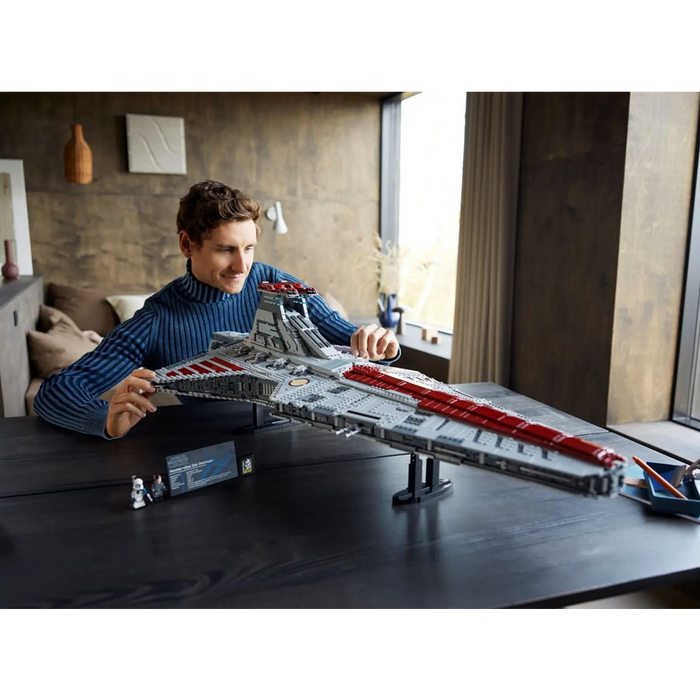 Lego STAR WARS Venator-class Republic Attack Cruiser 75367