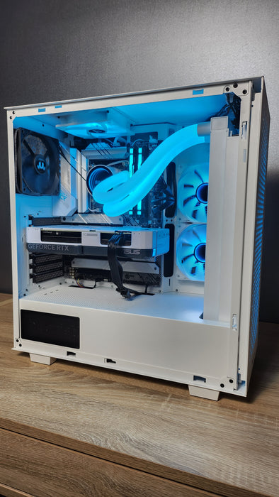 Custom Gaming PC/ i7-13700KF/ 32GB DDR5/ 1TB NVMe / RTX 4070 Ti