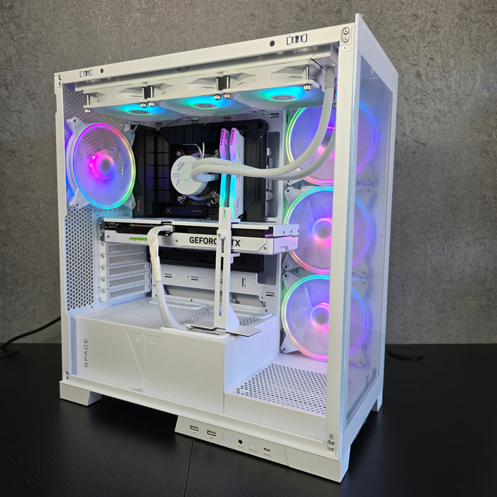 Custom Gaming PC/ Ryzen 7 5800X3D/ 32GB/ 1TB NVMe/ RTX 5070