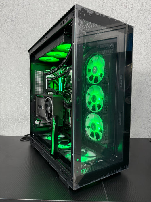 Custom Gaming PC/ Ryzen 7 7800X3D/ 32GB/ 1TB SSD NVMe/ RTX 5090