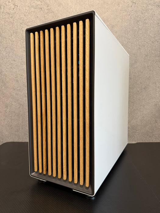 Fractal PC Case North XL Chalk White