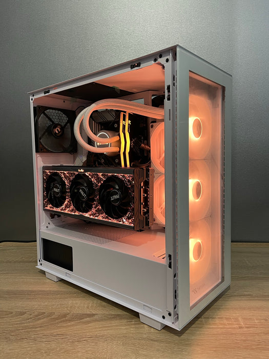 Custom Gaming PC/ The Snowflake/ Ryzen 7 5800X/ 32GB/ 1 TB NVMe/ RTX 4070 SUPER