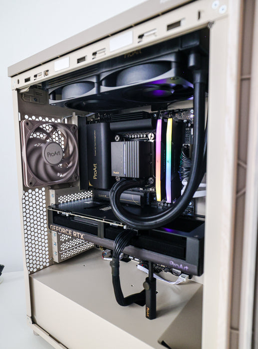 Custom Gaming PC/ Asus ProArt CREATOR/ Ultra 7 265KF/ 48GB/ 2TB NVMe/ RTX 5080