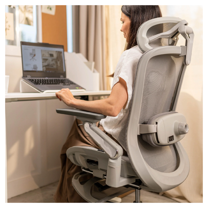 Mark Adler Leadpro 8.7 Ergonomic Massage Chair Grey