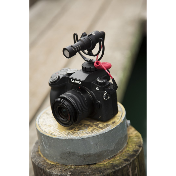 RØDE VIDEOMICRO Digital Camera Microphone Black and Red