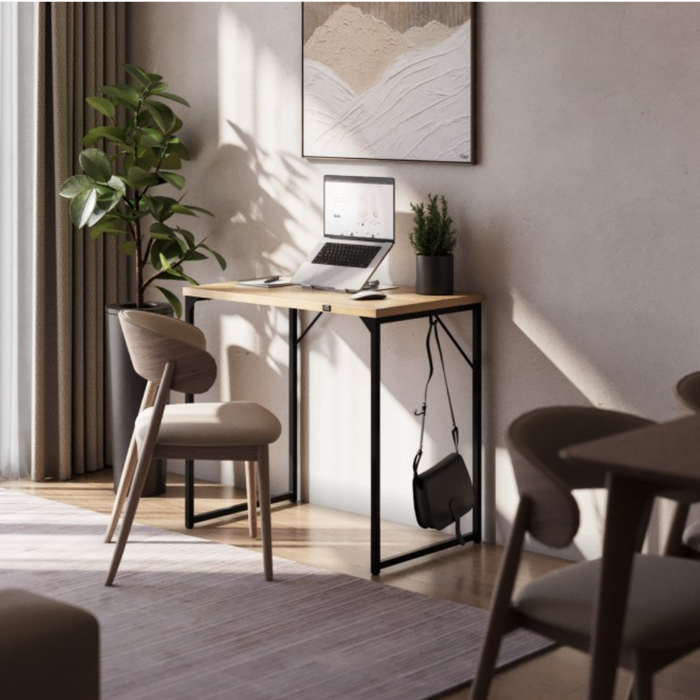 Mark Adler Leader 1.3 Desk