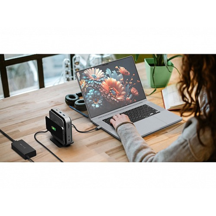 j5create Type-C 11-in-1 Docking Station with Wireless Charger