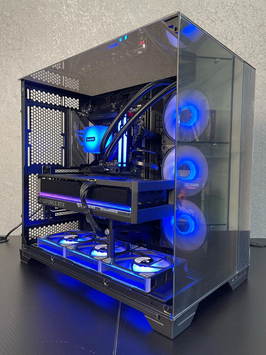 Lian Li PC Case 011 Vision Chrome