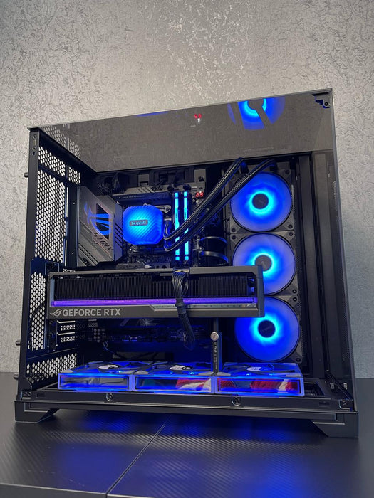 Lian Li PC Case 011 Vision Chrome