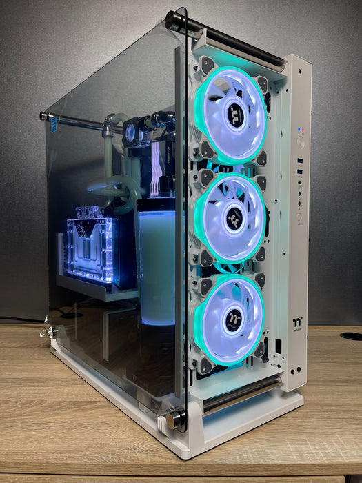 Custom Gaming PC/ CPU & GPU Water-cooled / I9-14900KF/ 64GB DDR5/ 2TB SSD/ RTX 4080 SUPER