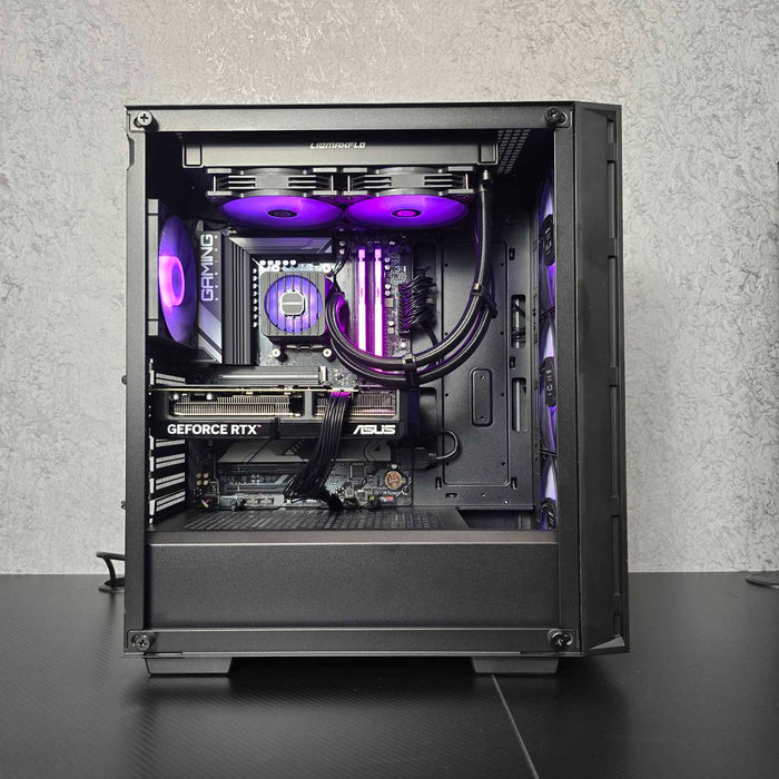 Custom Gaming PC/ Ryzen 7 7700/ 32GB/ 1TB NVMe/ RTX 5050
