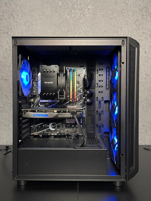 Custom Gaming PC/ Ryzen 5 9600X/ 32GB/ 1TB NVMe/ RTX 5070