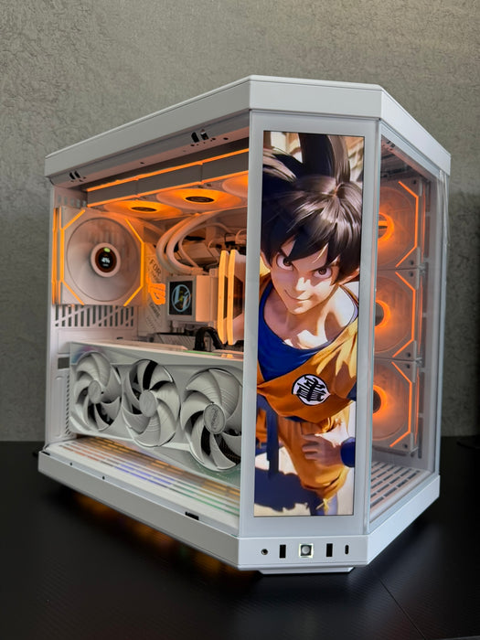 Custom Gaming PC/ Ryzen 9 9950X3D/ 32GB/ 2 TB NVMe/ RTX 5090