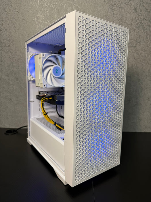 Custom Gaming PC/ Ryzen 5 5600/ 32GB/ 1TB SSD NVMe/ RX 6600