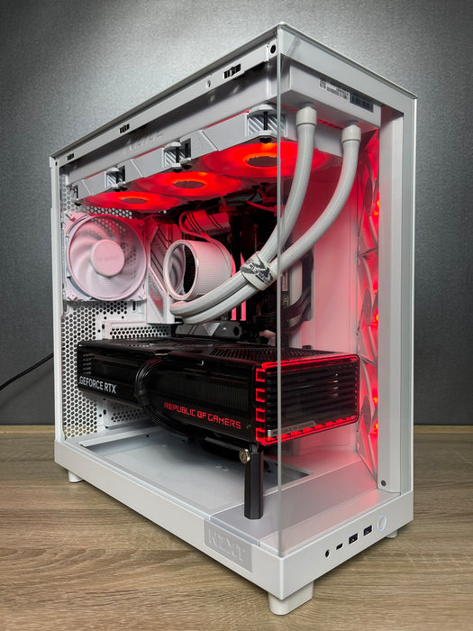 Custom Gaming PC/ Ryzen 9 9900X/ 32GB/ 1TB SSD NVMe/ RTX 4090