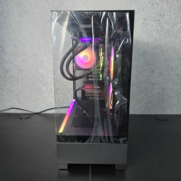 Custom Gaming PC/ i7-14700KF/ 32GB DDR5/ 1TB NVMe/ RTX 5080