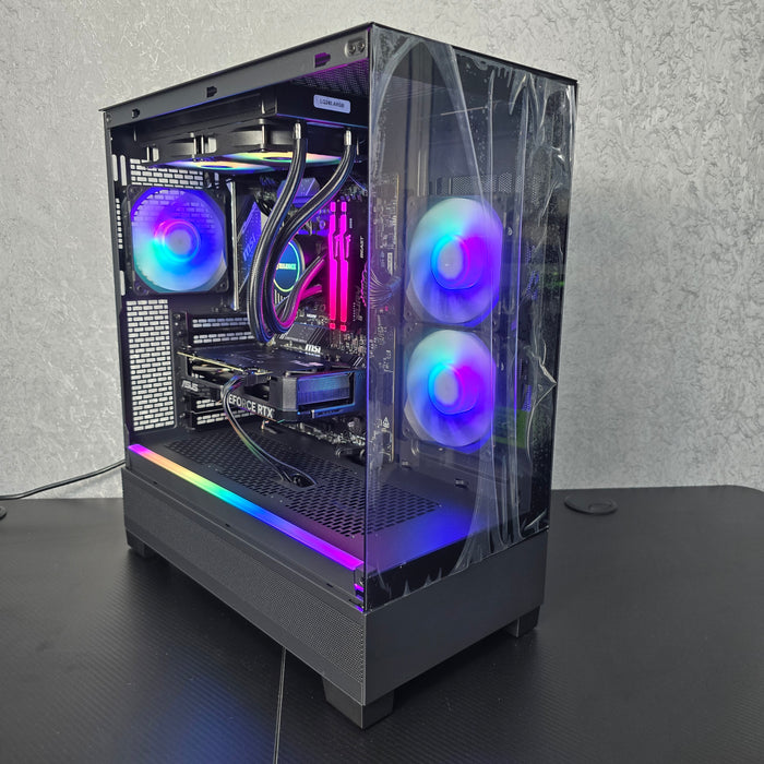 Custom Gaming PC/ Project Zero/ Ryzen 9 9900X/ 32GB/ 1TB NVMe/ RTX 5090