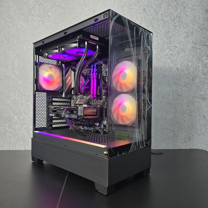 Custom Gaming PC/ Project Zero/ Ryzen 9 9900X/ 32GB/ 1TB NVMe/ RTX 5090