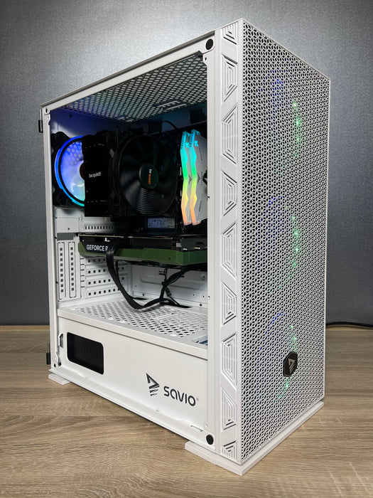 Custom Gaming PC/ i5-12400F/ 32GB/ 1TB NVMe/ RTX 4070 SUPER