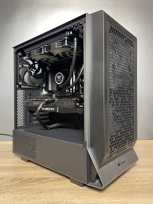 Custom Gaming PC/ i7-12700F/ 32GB/ 1TB SSD NVMe/ RTX 4070 Ti Super