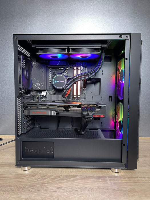 Custom Gaming PC/ Ryzen 7 7700X/ 32GB/ 1TB SSD NVMe/ RX 7900 XT