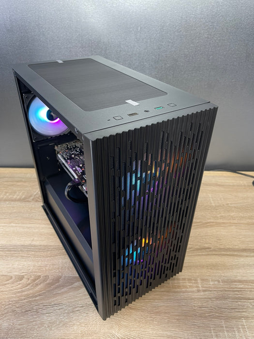 Custom Gaming PC/ Ryzen 5 3600/ 16GB/ 512 GB SSD NVMe/ RX 6600