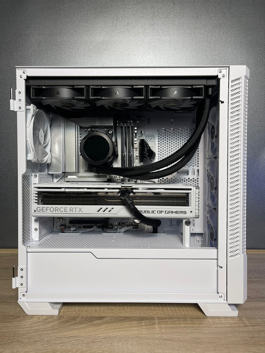 Custom Gaming PC/ The All White/ i7-14700F/ 32GB DDR5/ 1TB NVMe/ RTX 4070 SUPER