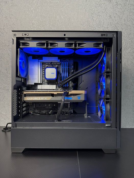 Custom Gaming PC/ Ryzen 7 9800X3D/ 32GB/ 2TB SSD NVMe/ RTX 5080
