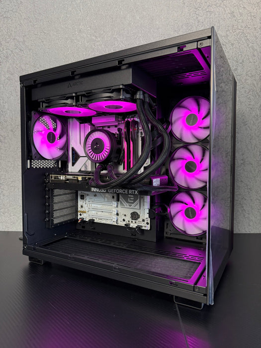 Custom Gaming PC/ i7-14700KF/ 32GB DDR5/ 1TB NVMe/ RTX 5080