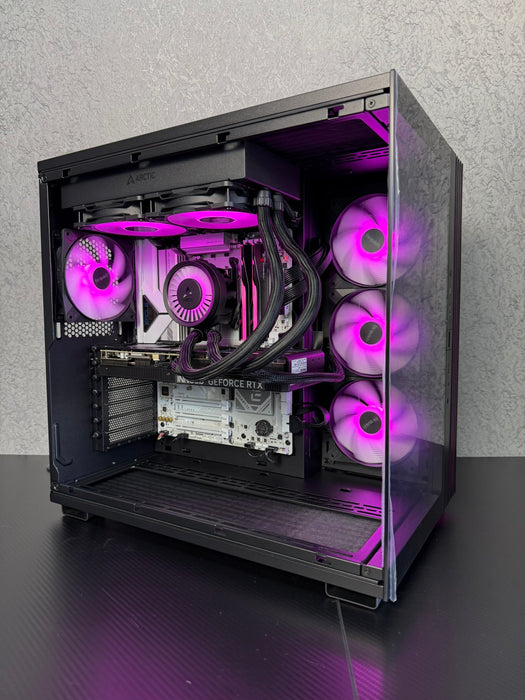 Custom Gaming PC/ i7-14700KF/ 32GB DDR5/ 1TB NVMe/ RTX 5080