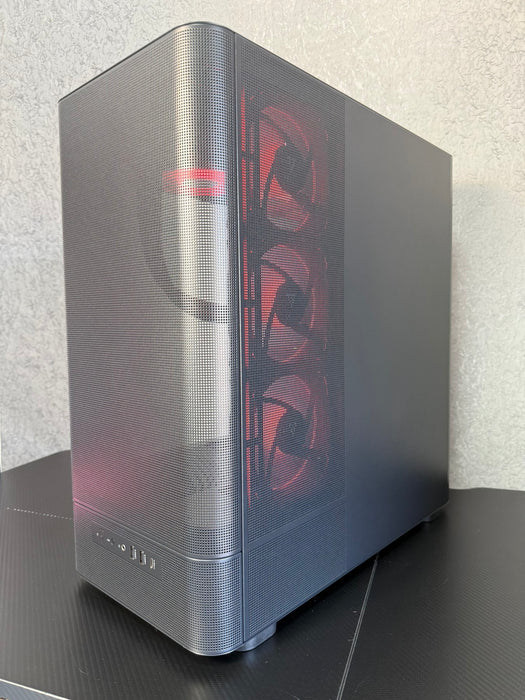 Custom Gaming PC/ i9-14900KF/ 32GB DDR5/ 2TB NVMe/ RTX 5090