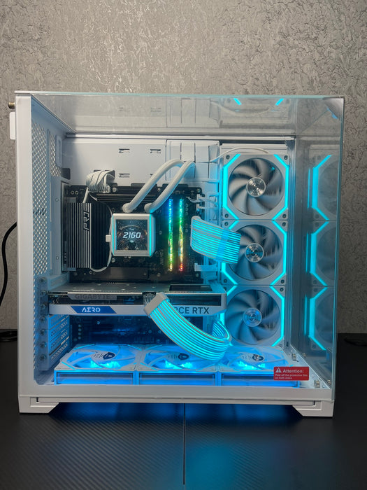 Lian Li PC Case 011 Vision Compact White