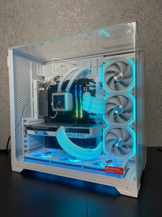 Custom Gaming PC/ i9-14900KF/ 32GB DDR5/ 1TB NVMe/ RTX 5080
