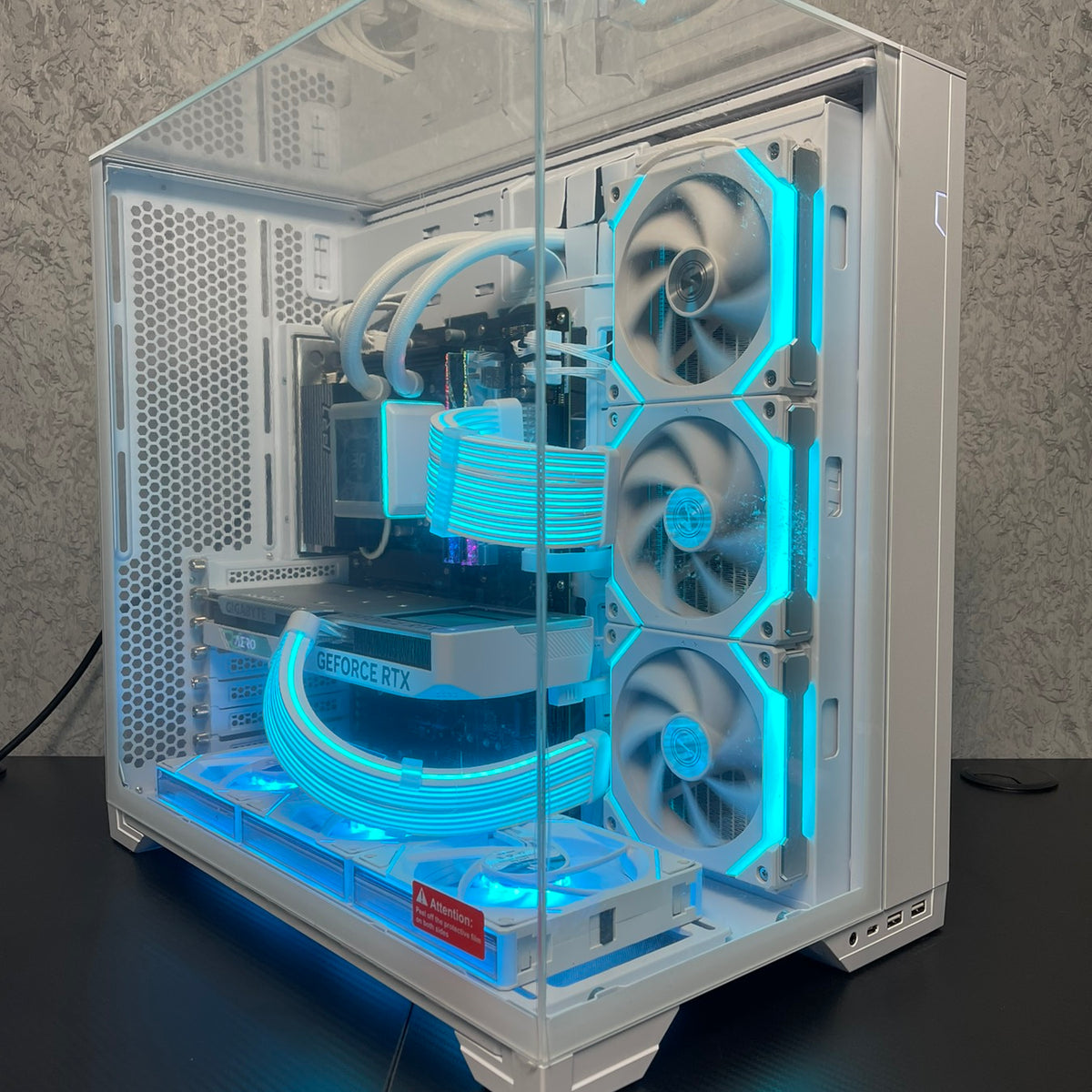 Lian Li O11 VISION Compact White PCケース Amazon.in: Buy Lian Li O11 Vision Compact ATX Mid-Tower Computer